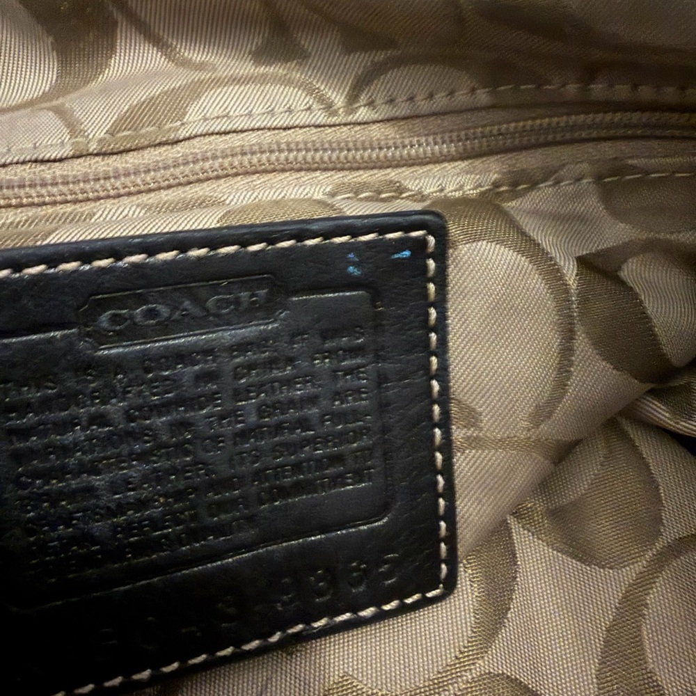 Coach Black Vintage Leather Hobo Bag - Picture 8 of 13